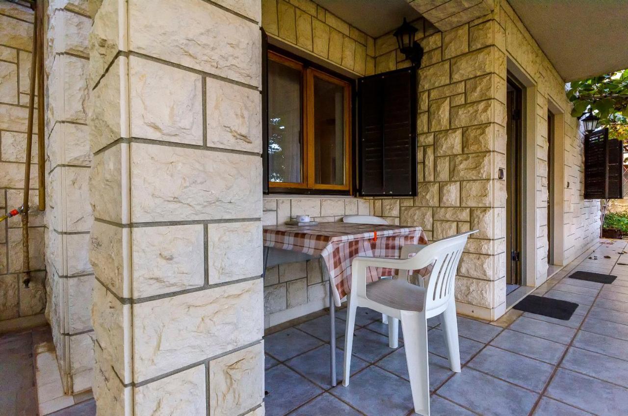 Apartments Anna Trogir Exterior foto